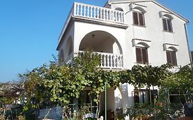 Malinska Apartment 1