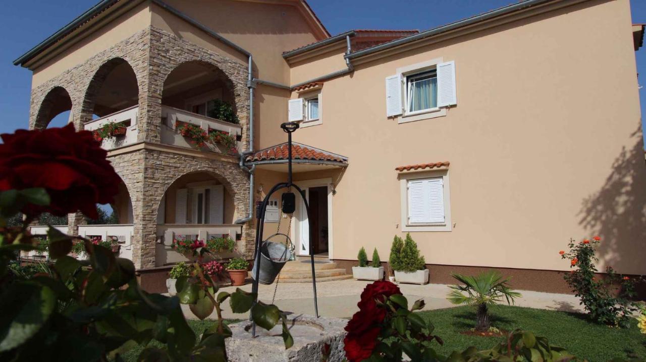 Malinska Apartment 1 Sveti Anton  Esterno foto