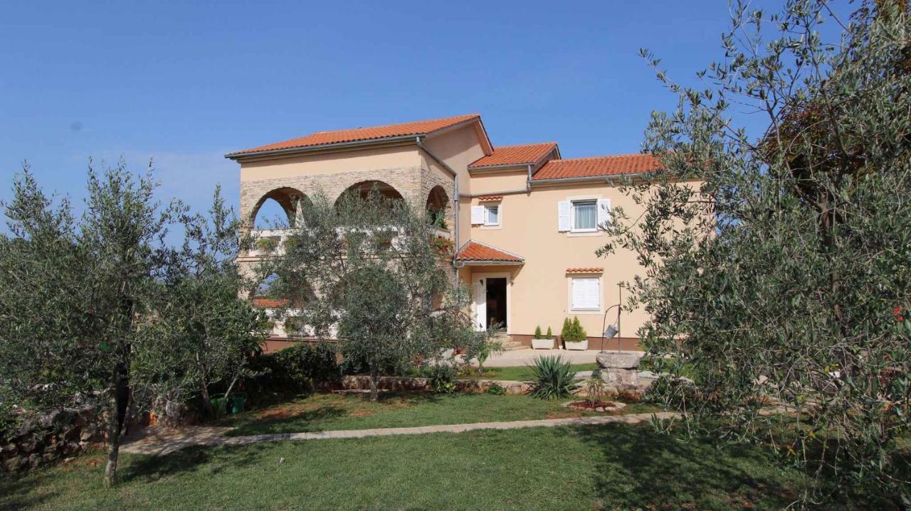 Malinska Apartment 1 Sveti Anton  Esterno foto