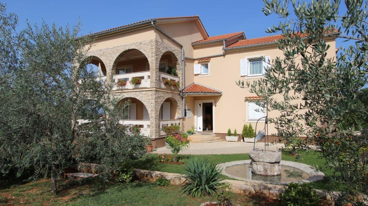 Malinska Apartment 1 Sveti Anton  Esterno foto